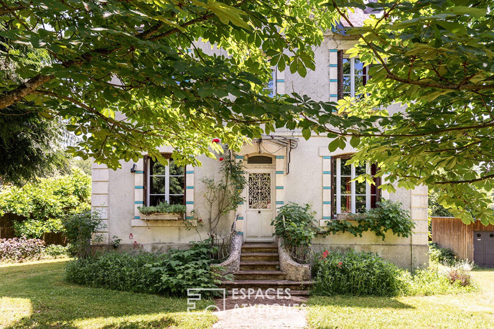 Maison de maître dans son écrin bucolique