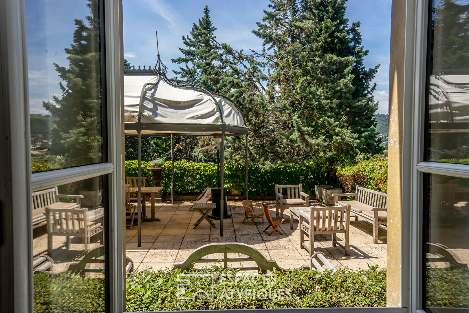 Photo Demeure de caractère avec parc arboré image 5/6