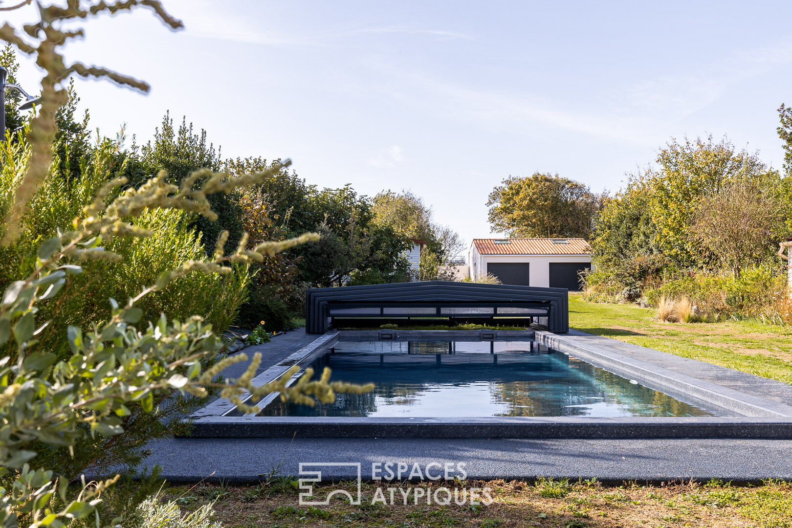 Photo Maison et ses nombreuses annexes avec vue mer imprenable image 3/6