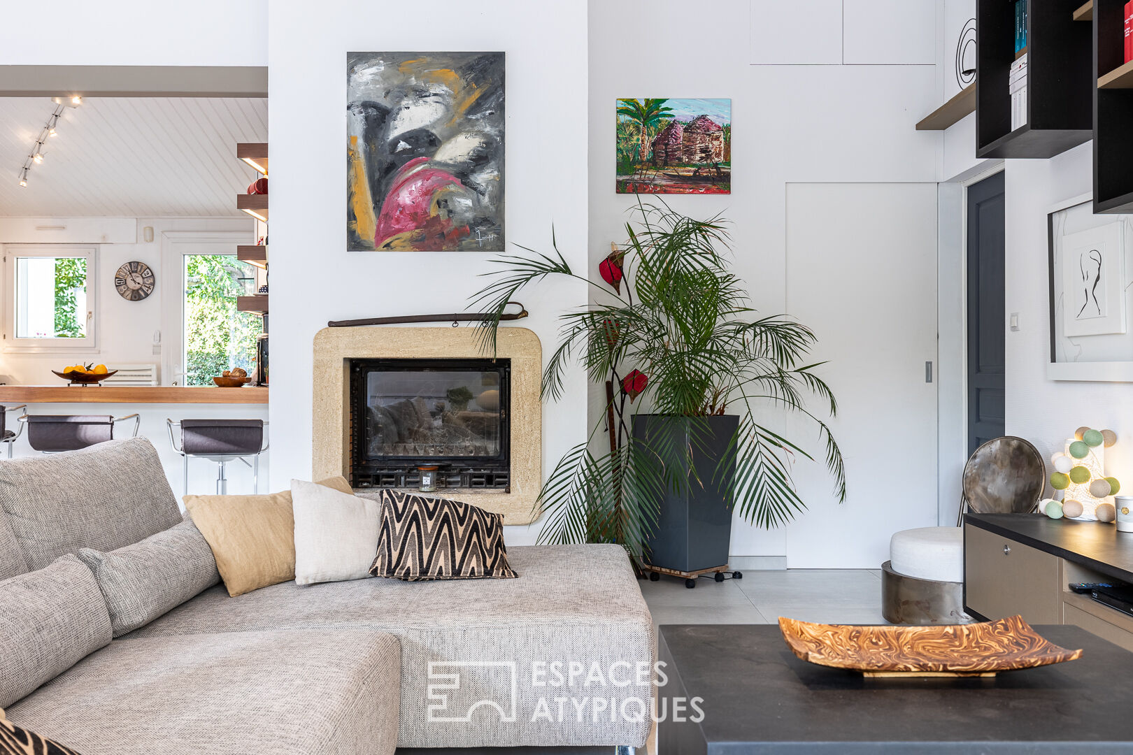 Photo Contemporaine dans son environnement verdoyant image 6/6