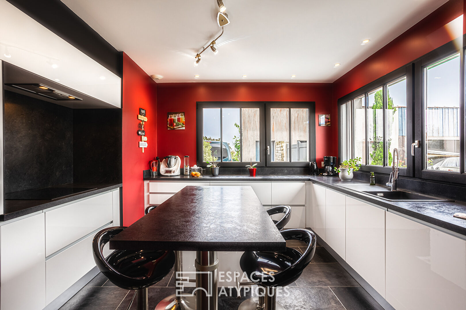 Photo Plain-pied familial proche de l'océan image 4/6