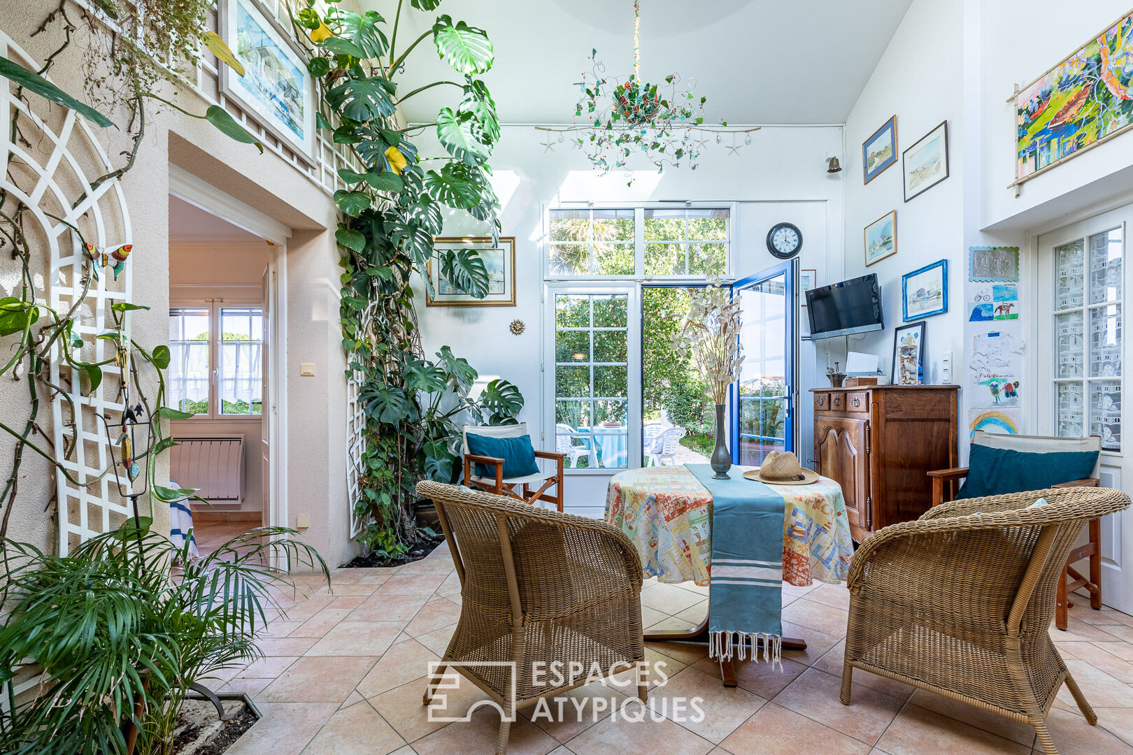 Photo Villa familiale et son jardin d'hiver image 5/6