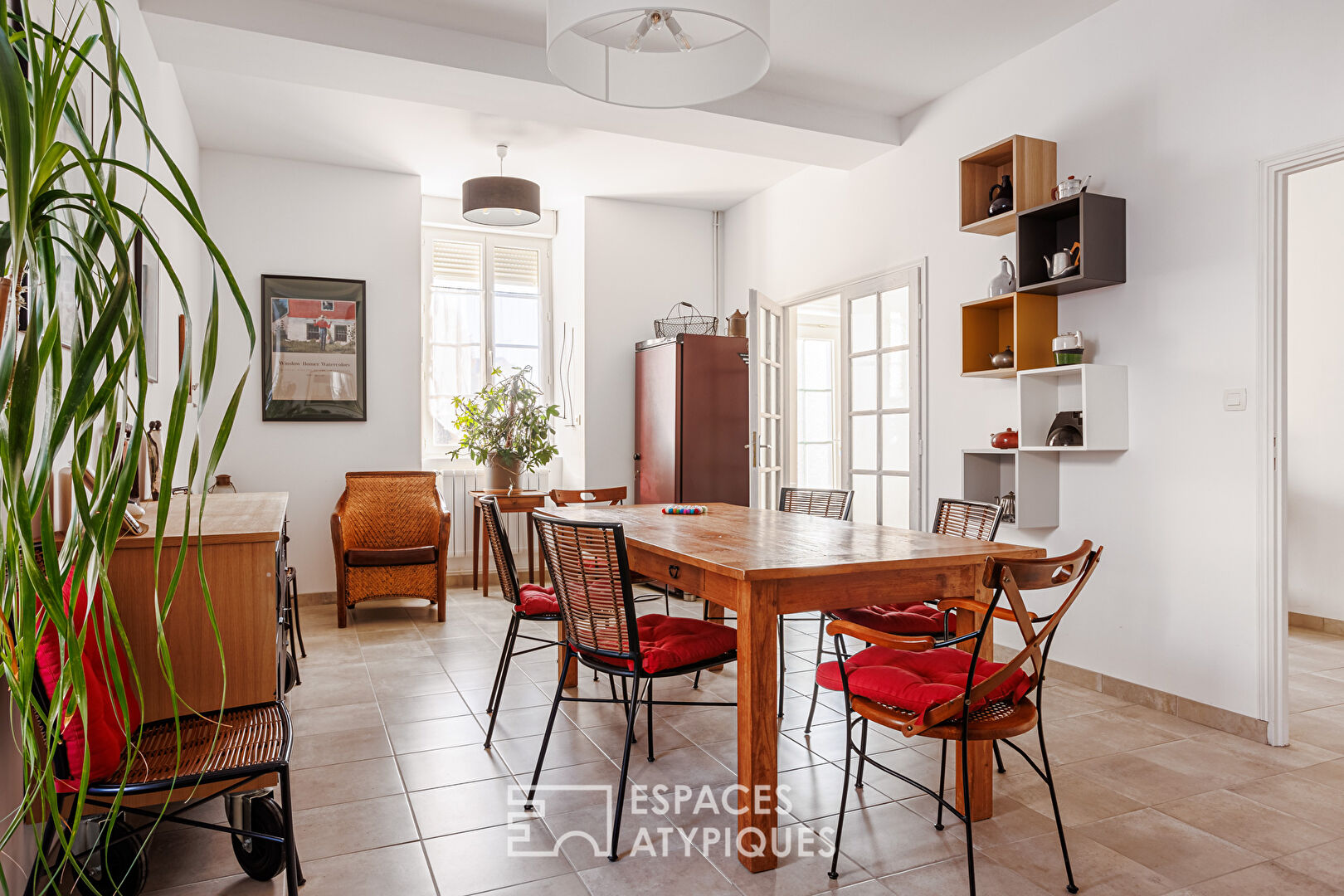 Photo Maison de bourg rénovée avec jardin image 3/6