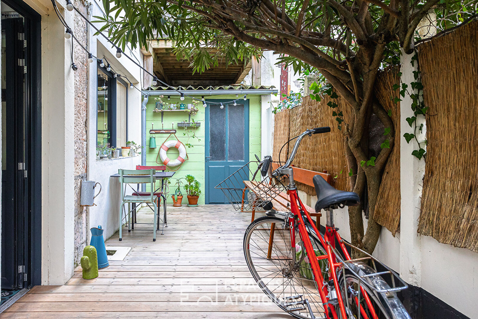 Photo Charmante maison de centre-ville, à l'esprit bohème image 2/6