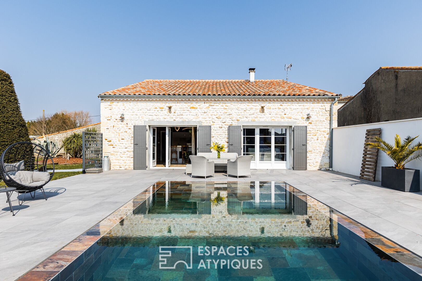 Photo Ancienne grange réhabilitée aux prestations soignées image 2/6