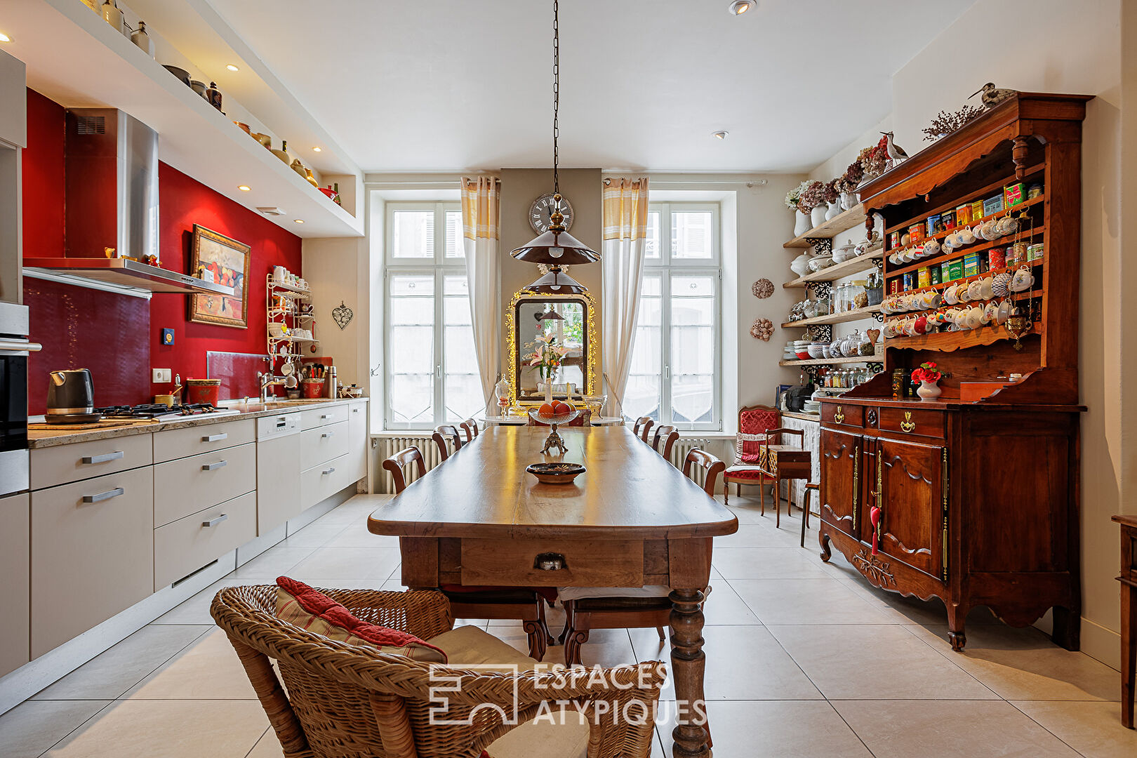 Photo Maison de ville en hyper centre avec patio et terrasse image 3/6