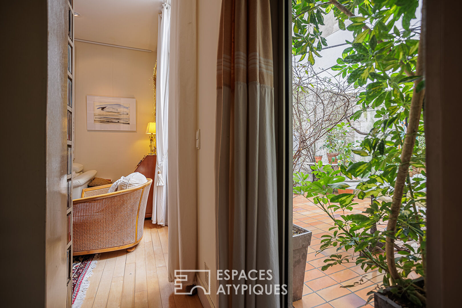 Photo Maison de ville en hyper centre avec patio et terrasse image 5/6