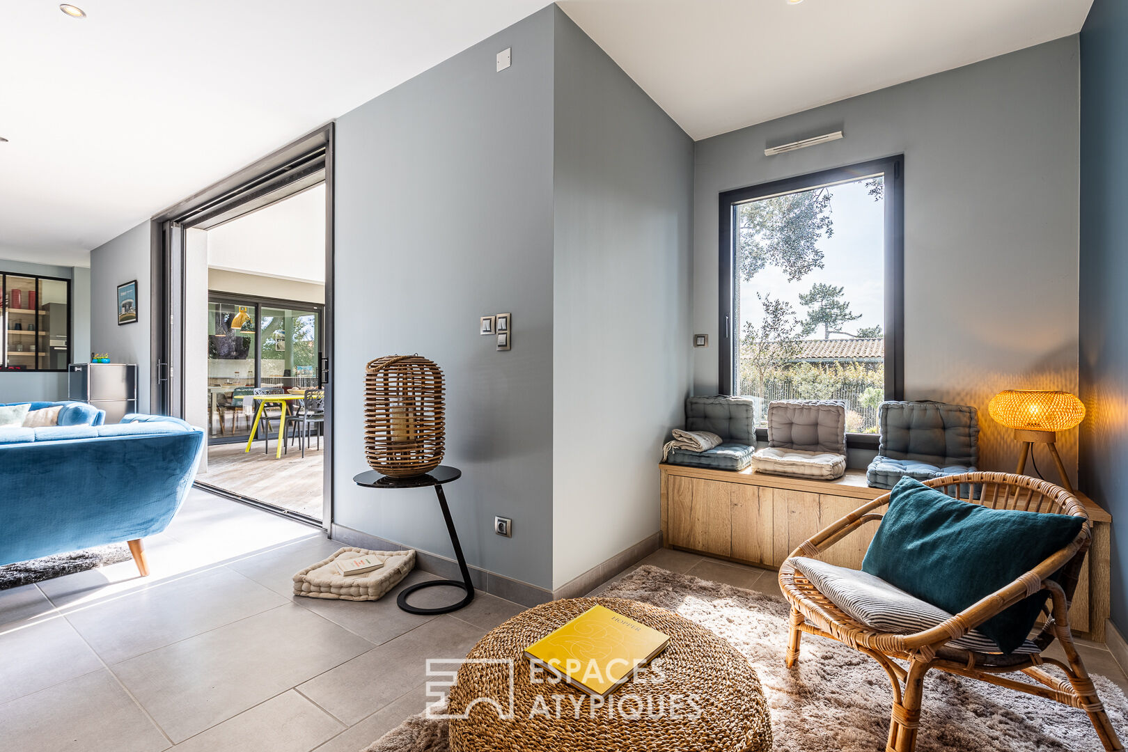 Photo Contemporaine aux lignes tendues image 4/6