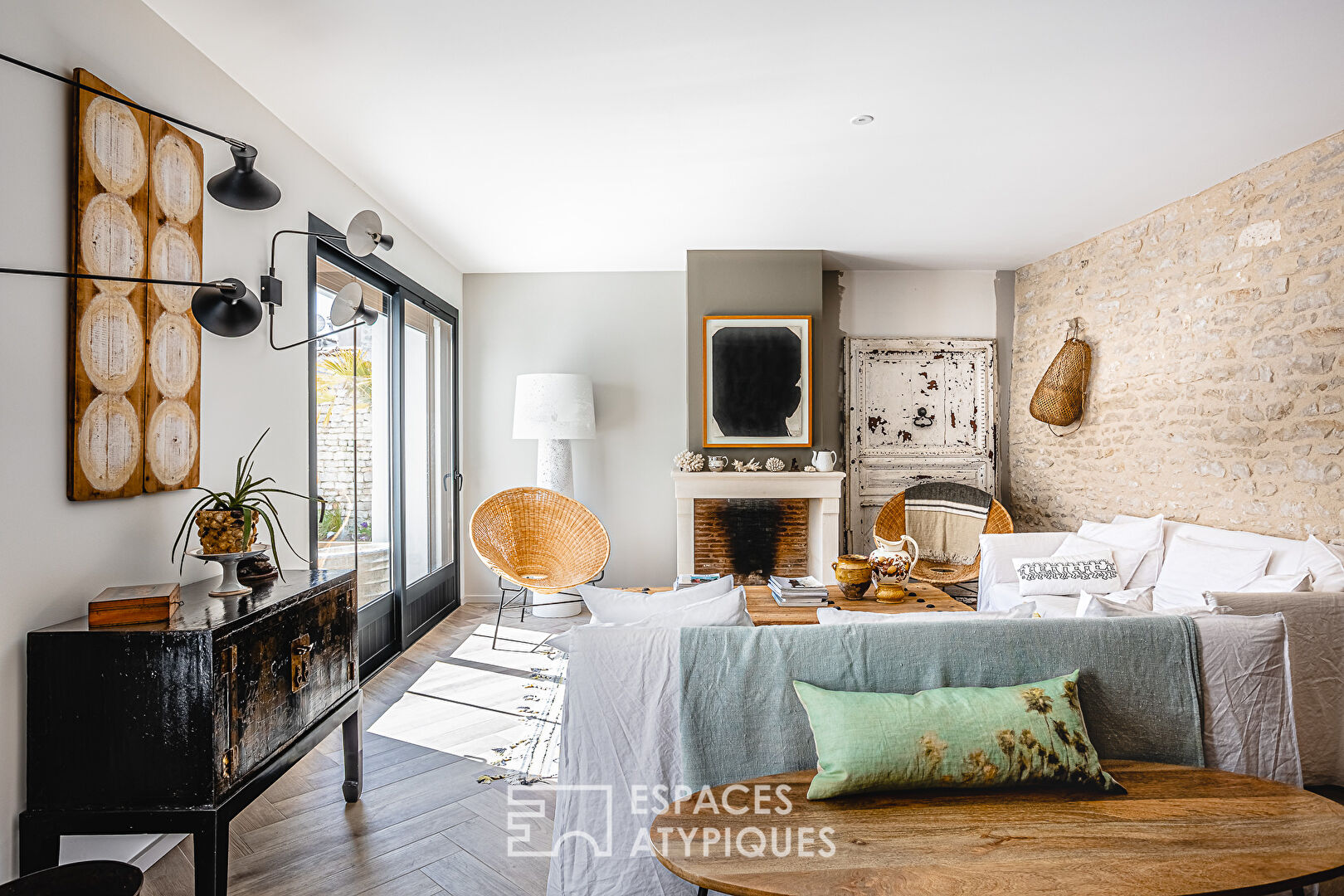 Photo Ancien chai vinicole entièrement réhabilité image 3/6