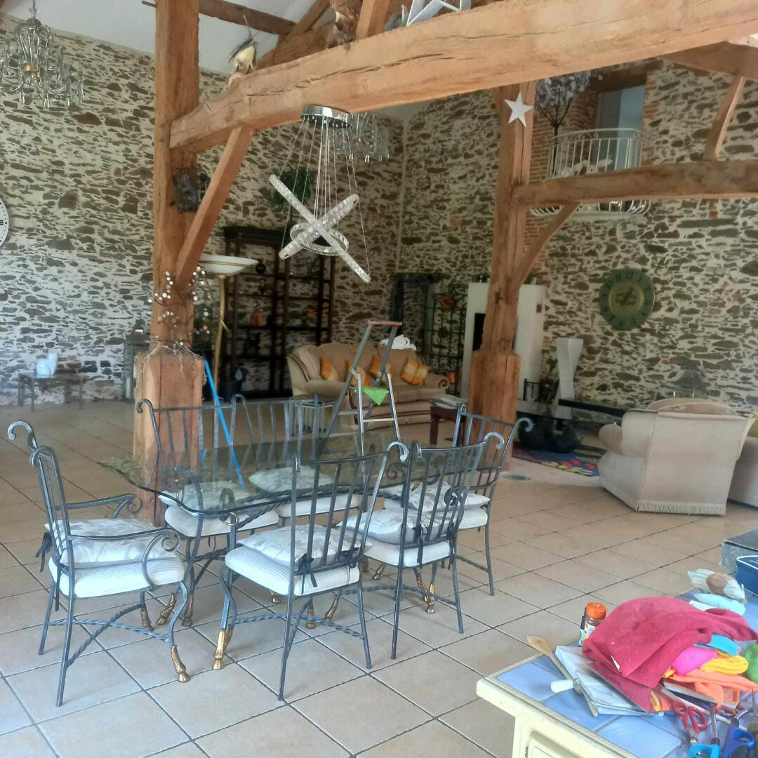 Photo Maison Aubigny Les Clouzeaux 7 pièce(s) 229.15 m² image 3/3