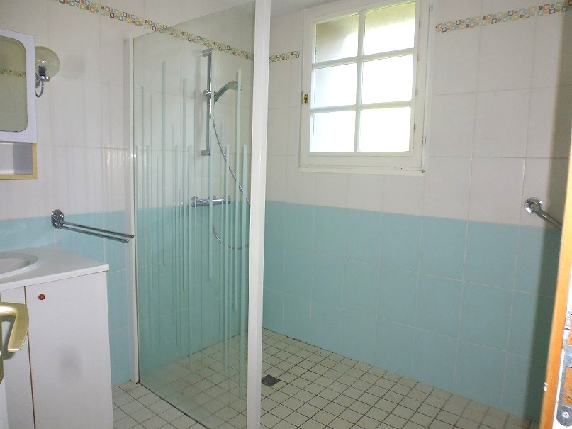 Photo Maison Nieul Le Dolent 4 pièce(s) 87 m²- et dépendances image 6/6