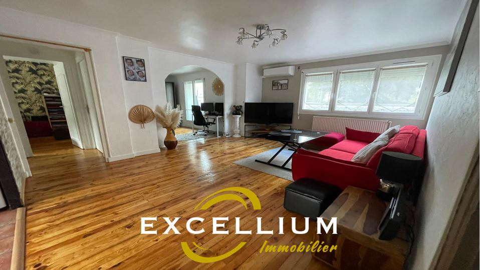 Appartement T3 à 2 pas du métro Cuire