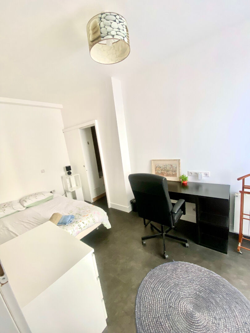 Photo Fontainebleau. Appartement  3 pièce(s) 54 m2 Fontainebleau centre. image 5/6