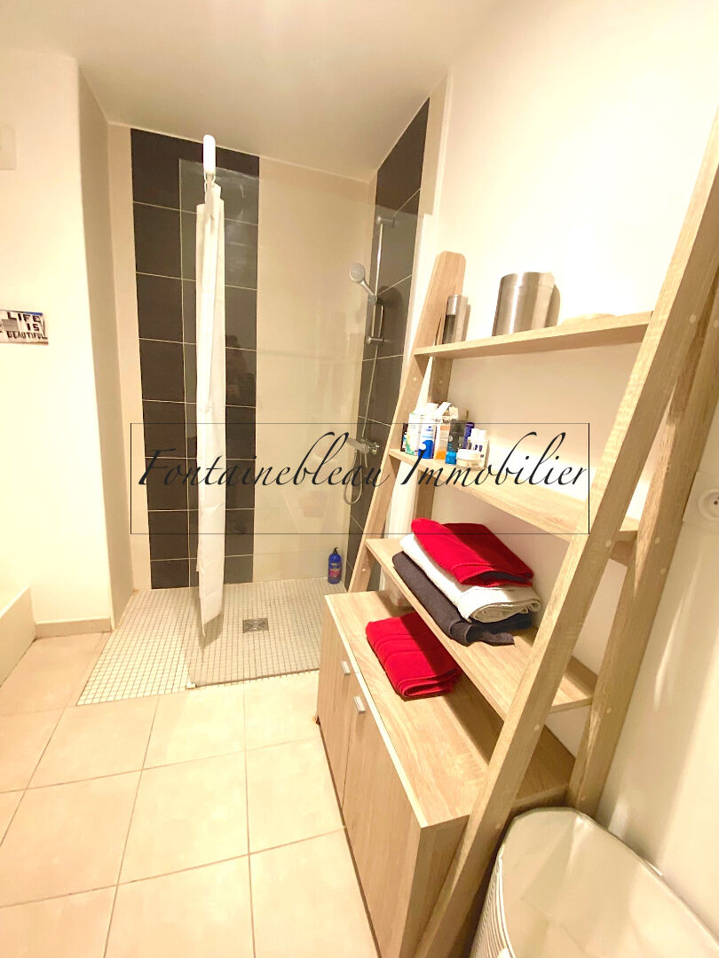 Photo Appartement Fontainebleau 2 pièce(s) 40 m2 avec terrasse privative. image 5/6