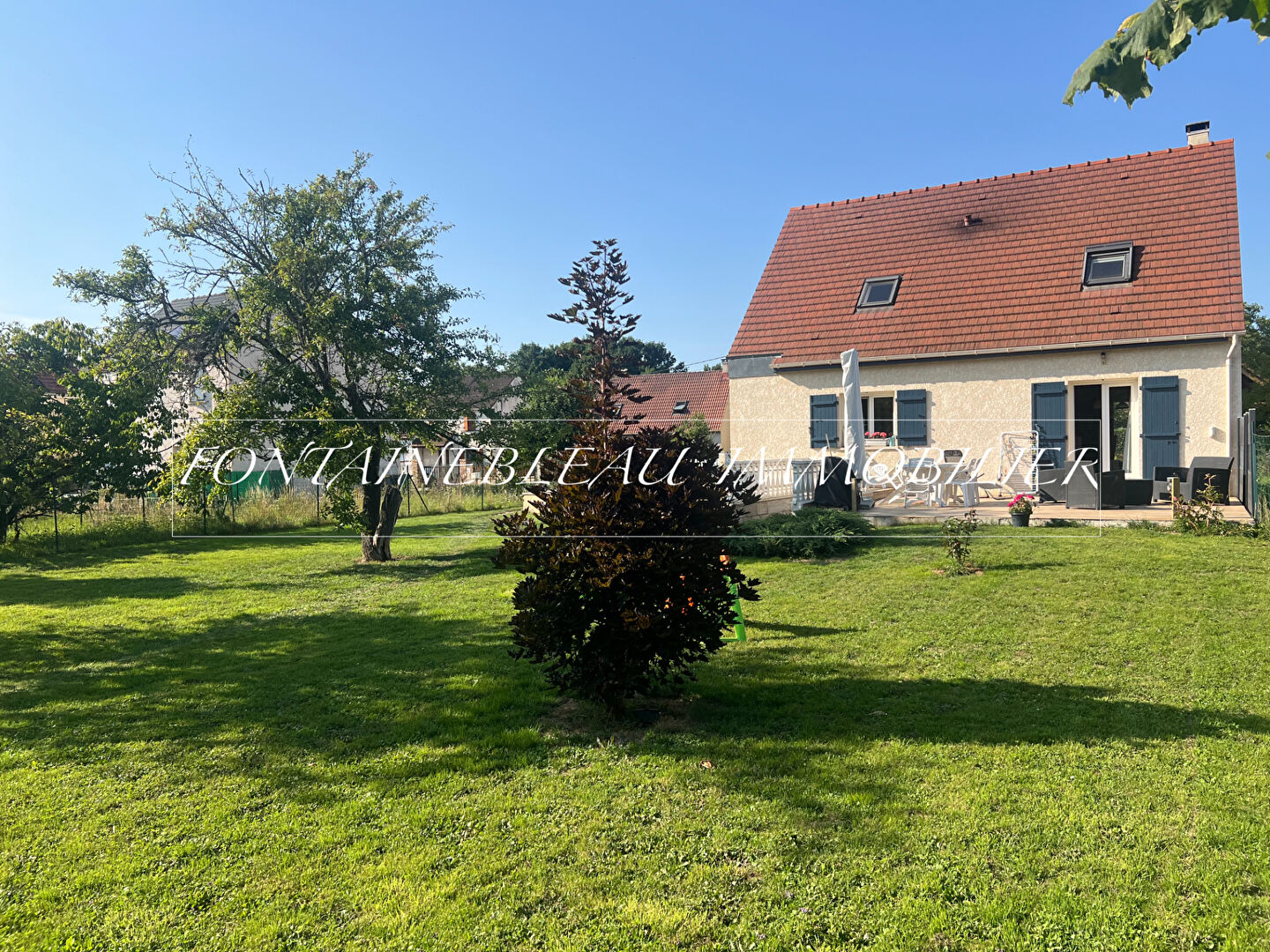 Photo Maison Familiale 6 pièces  à Hericy  avec Terrasse et jardin-126m2 à 15 minutes de Fontainebleau image 2/4