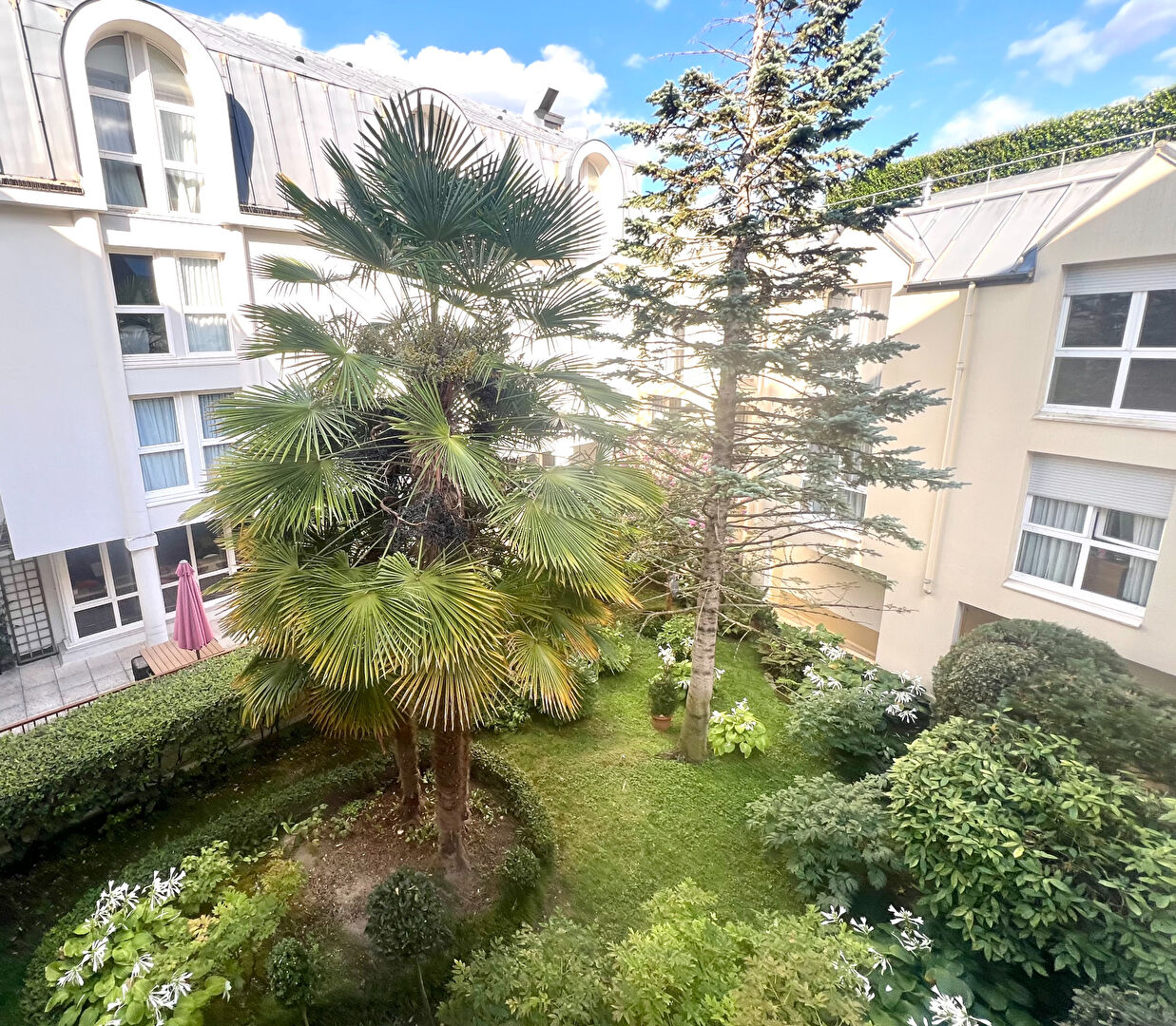 Photo Appartement Fontainebleau 1 pièce(s) 31 m2 image 1/4