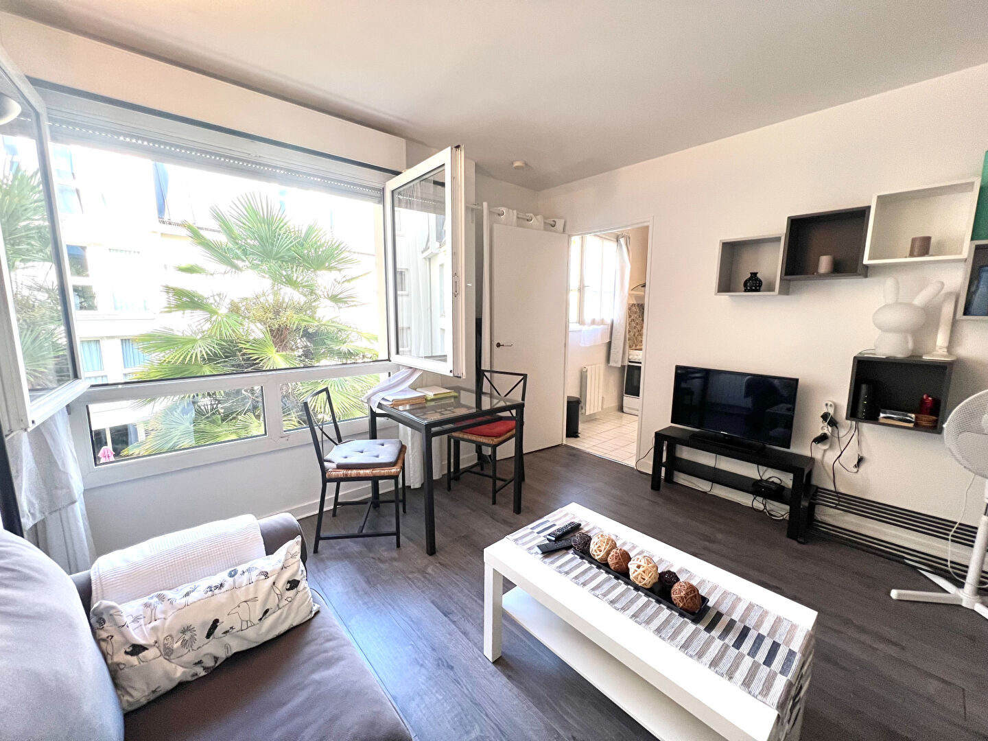 Photo Appartement Fontainebleau 1 pièce(s) 31 m2 image 2/4