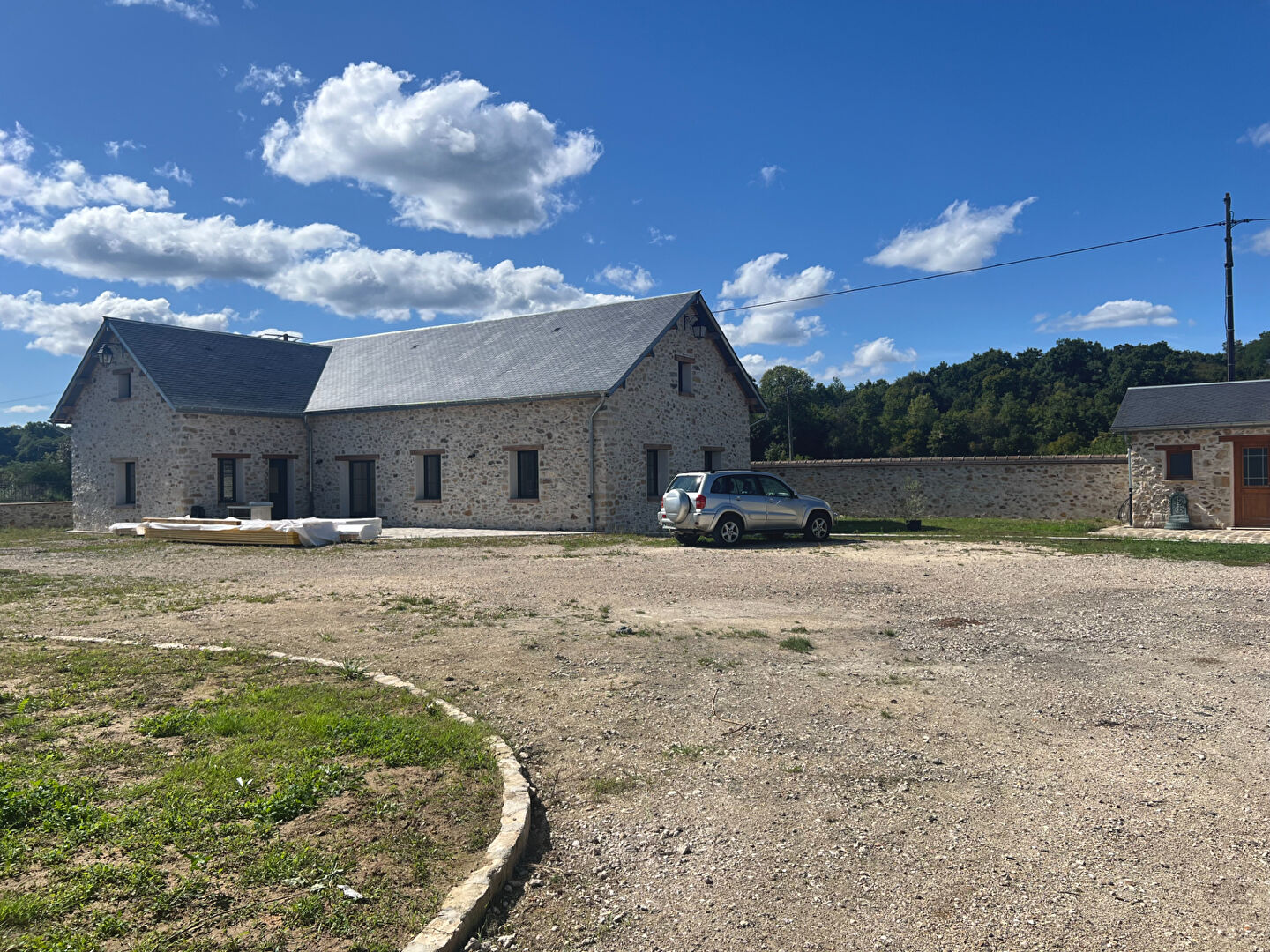Photo Propriété à Samois sur Seine 10 pièces surface habitable de 400 m2  environ -Beaux espaces extérieurs. image 5/6