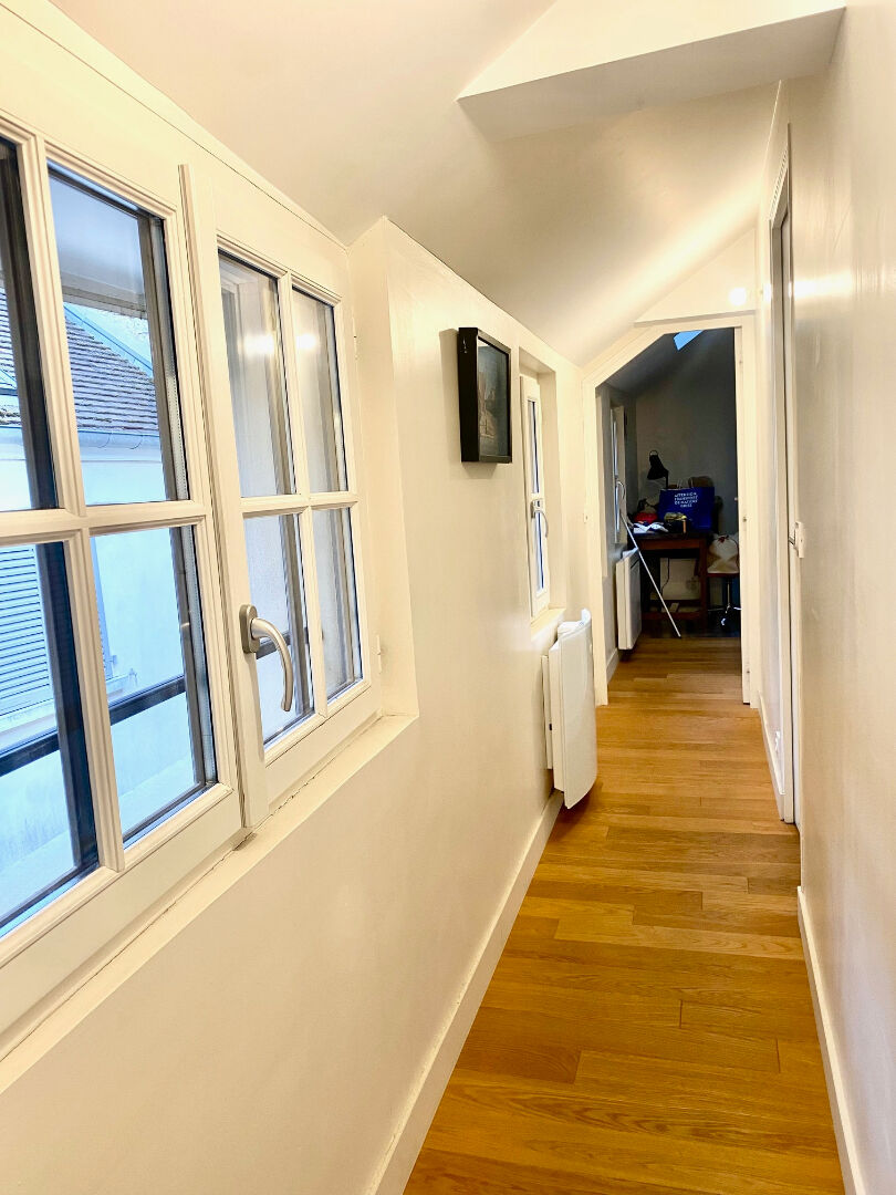 Photo Coeur de ville de Fontainebleau, appartement  de charme - 3Pièces. image 6/6