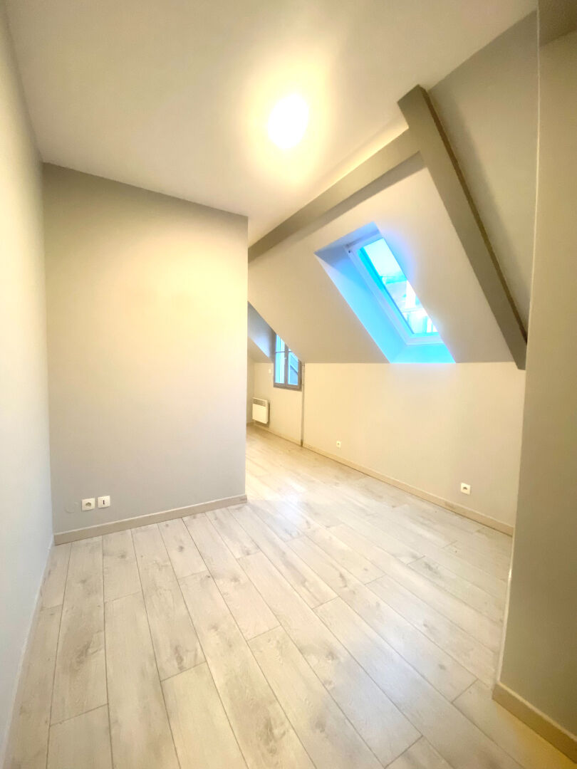 COUP DE COEUR  - Appartement Fontainebleau 3 pièce(s) 48.61 m2 - COEUR DE VILLE.