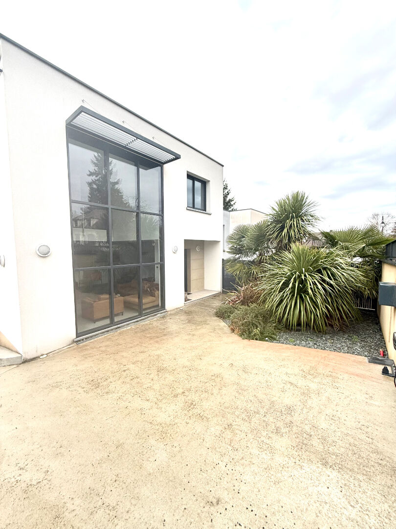 Agence immobilière de FONTAINEBLEAU IMMOBILIER