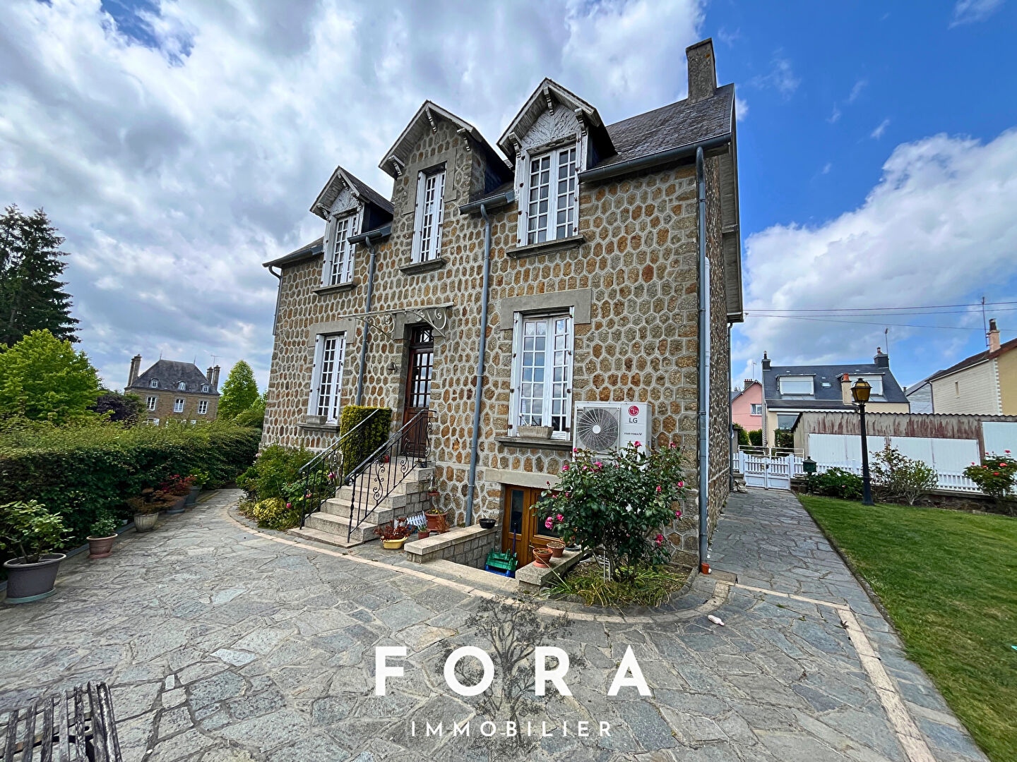 Agence immobilière de FORA IMMOBILIER Condé-en-Normandie