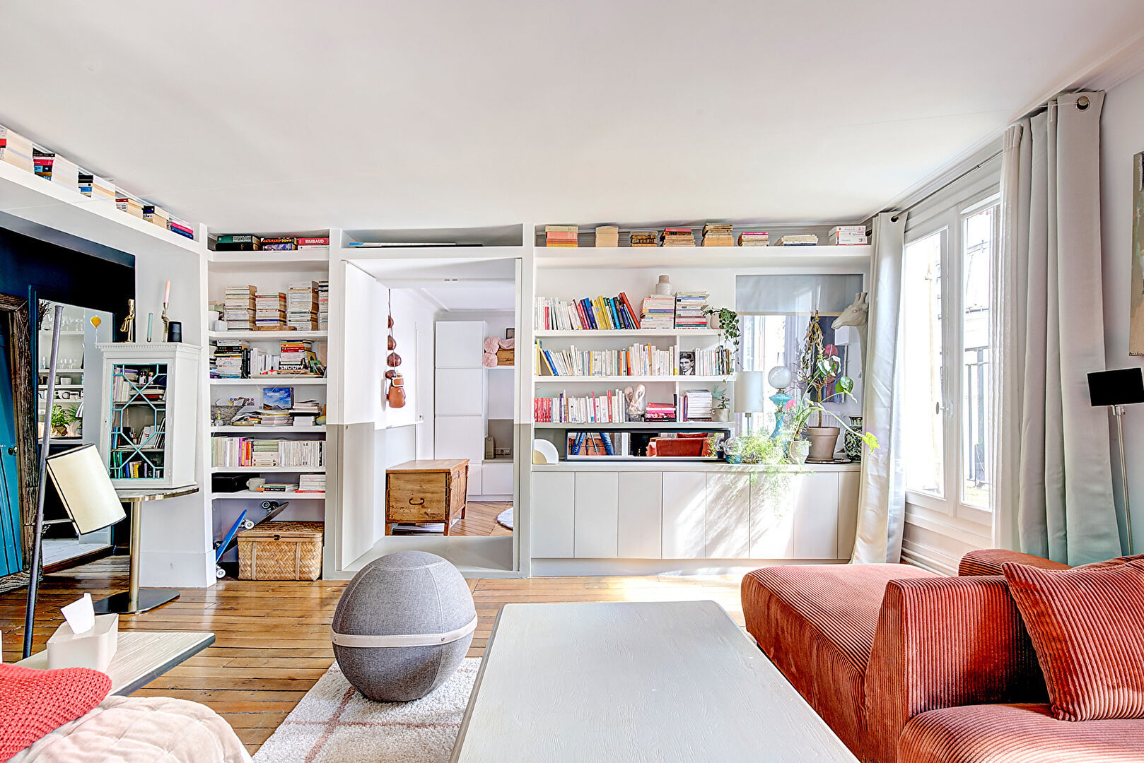 Photo Village des Abbesses 3P avec balcon image 3/6