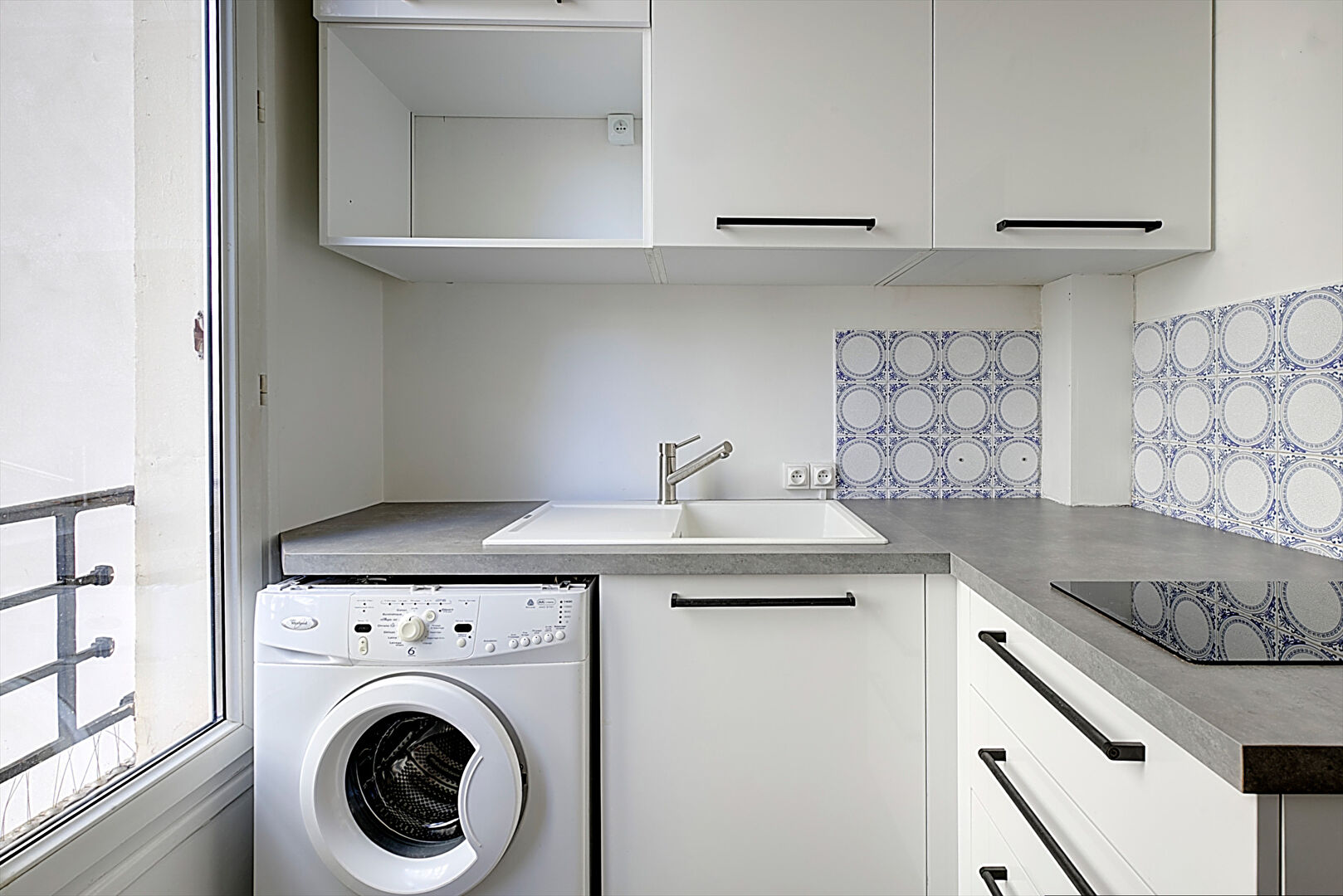 Photo Studio de 21 m² idéalement situé étage élevé avec ascenseur image 6/6