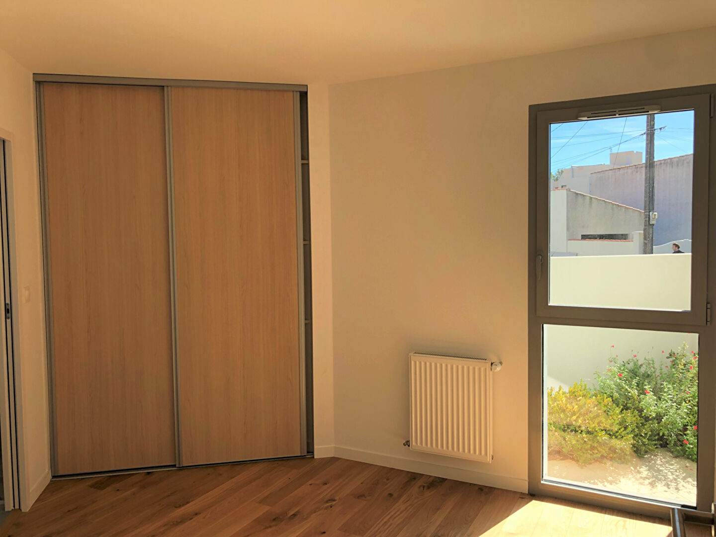Photo La Rochelle - Appartement neuf 125m², Garage / jardin image 6/6