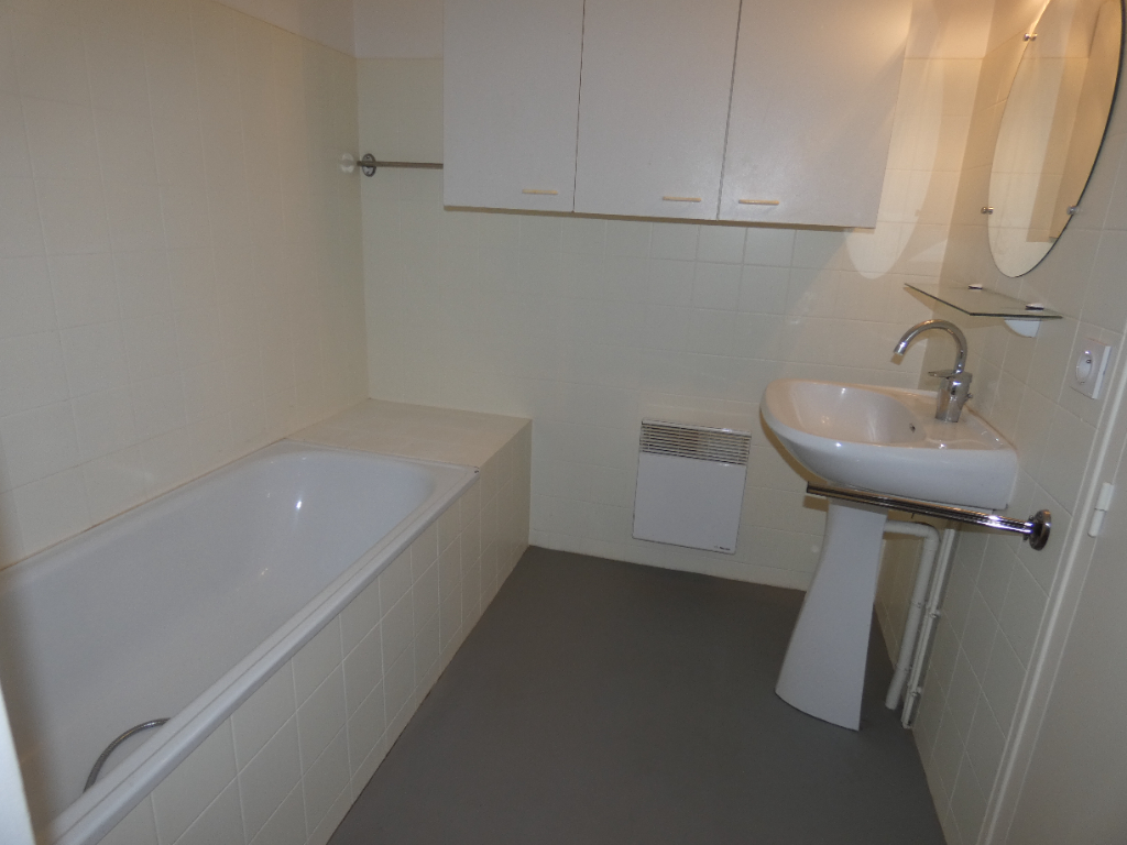 Photo Appartement T3 à PENNE D'AGENAIS- image 5/6