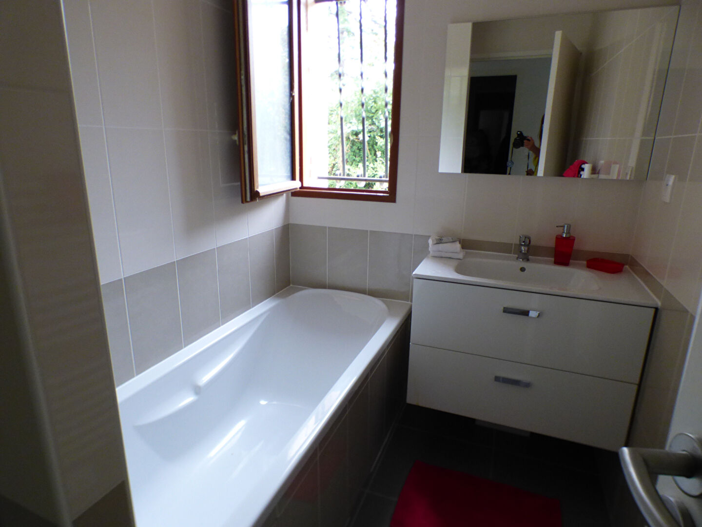 Photo Maison à louer sur Pujols 4 pièce(s) image 5/6