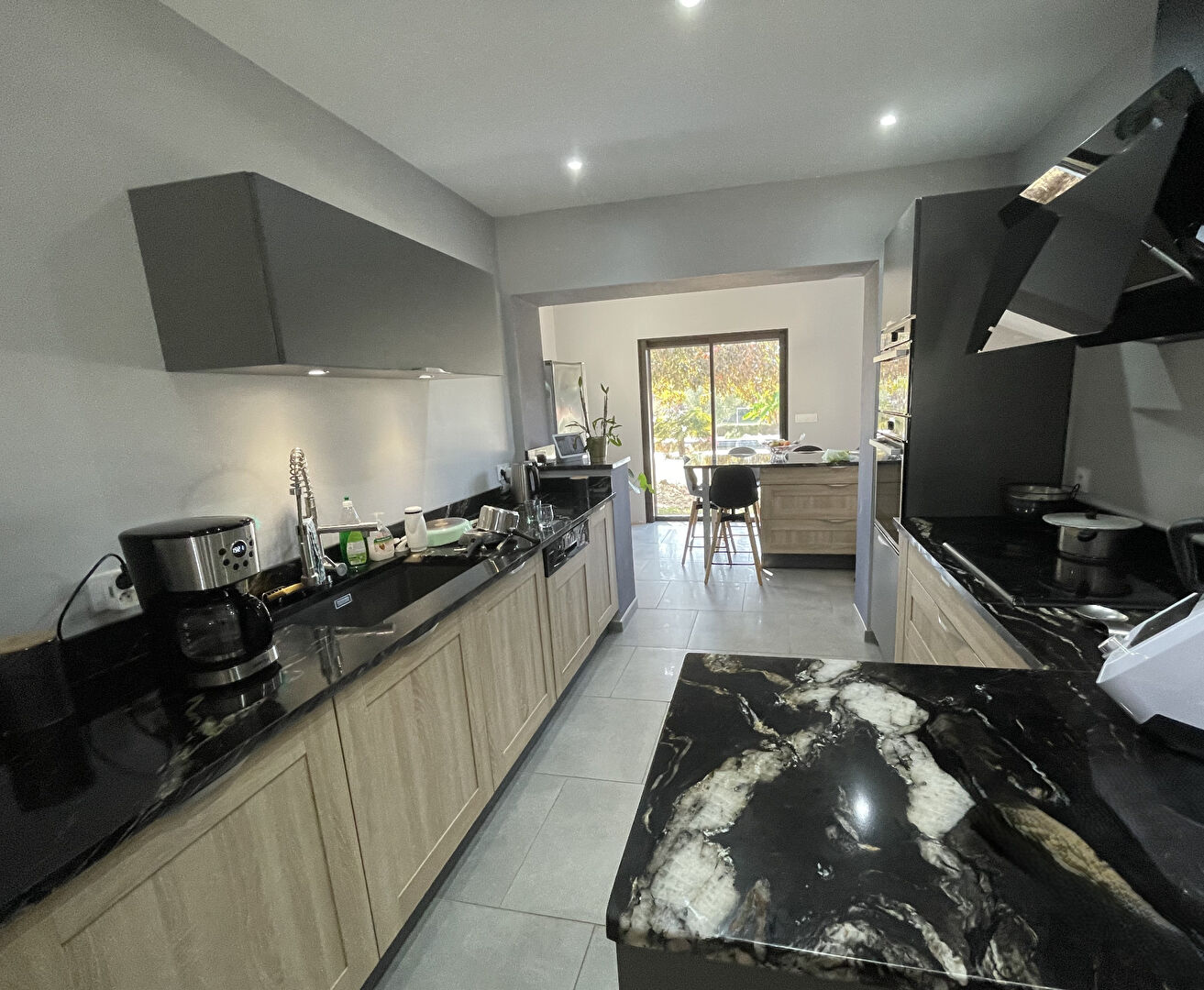 Photo Maison contemporaine 186m2 + piscine ! image 5/6