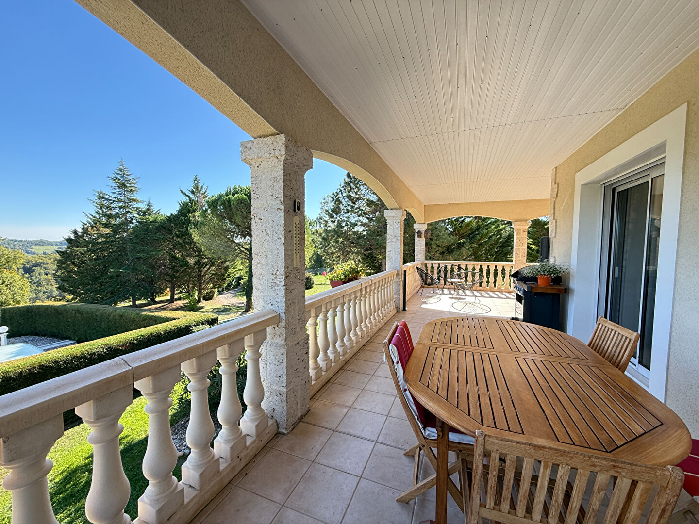 Photo Belle contemporaine avec environnement privilégié image 5/6