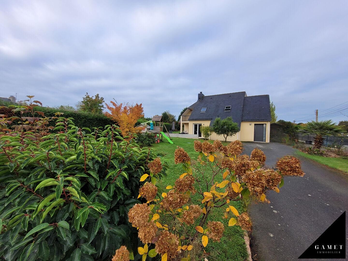 Photo Maison avec jardin à vendre Saint Thual image 2/6