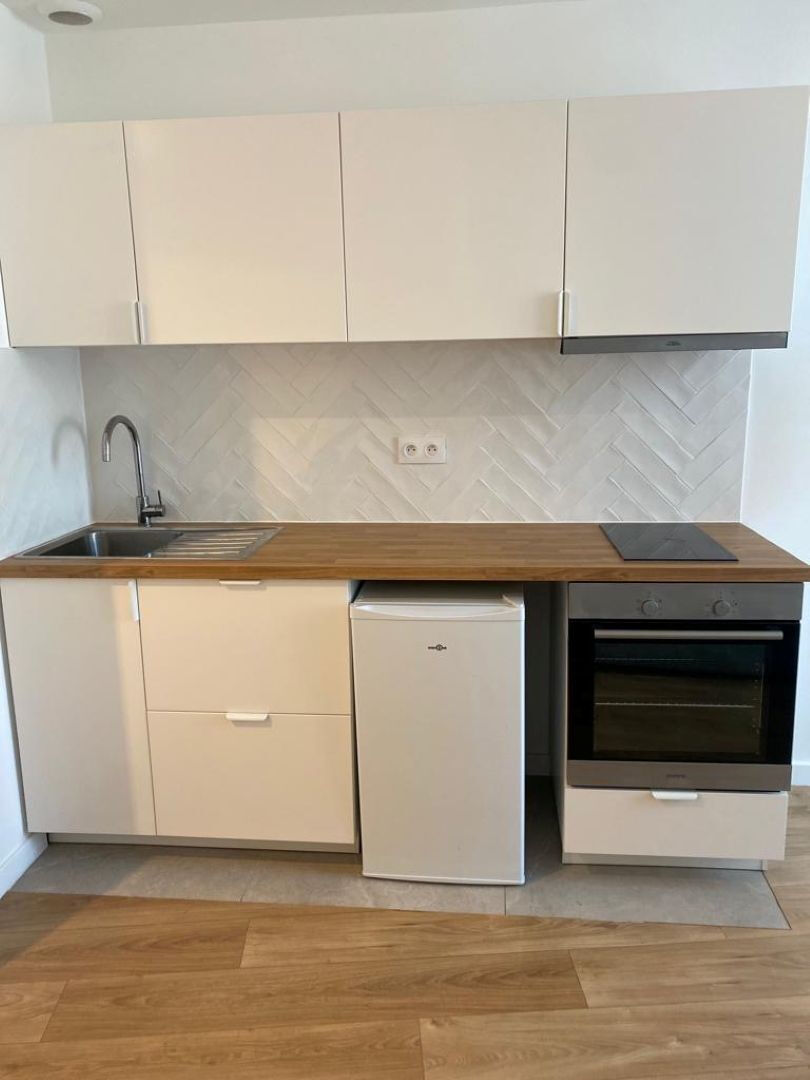 Photo STUDIO 21m²  MARSEILLE Quartier Thiers Canebière image 2/6