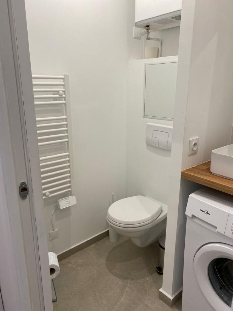 Photo STUDIO 21m²  MARSEILLE Quartier Thiers Canebière image 5/6