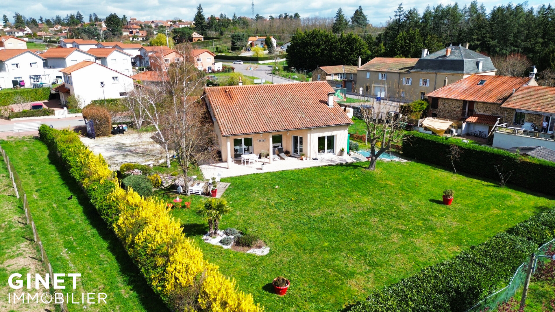 Maison rare Villerest 6 pièce(s) 184.46 m2