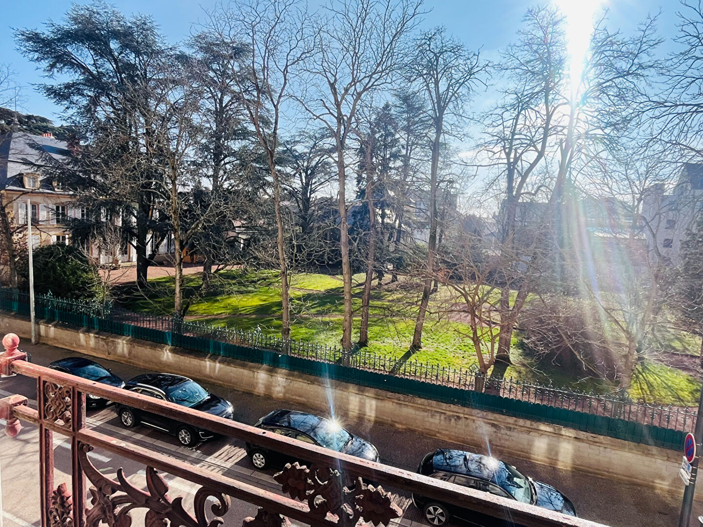 Photo Roanne centre ville T5 de 141m2 image 2/6