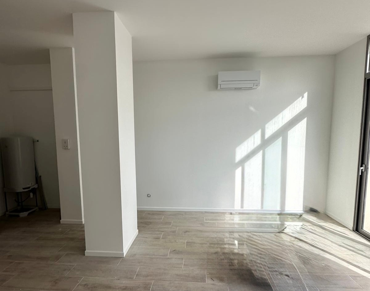 Roanne ? Centre-ville : T3 avec grande terrasse et stationnements