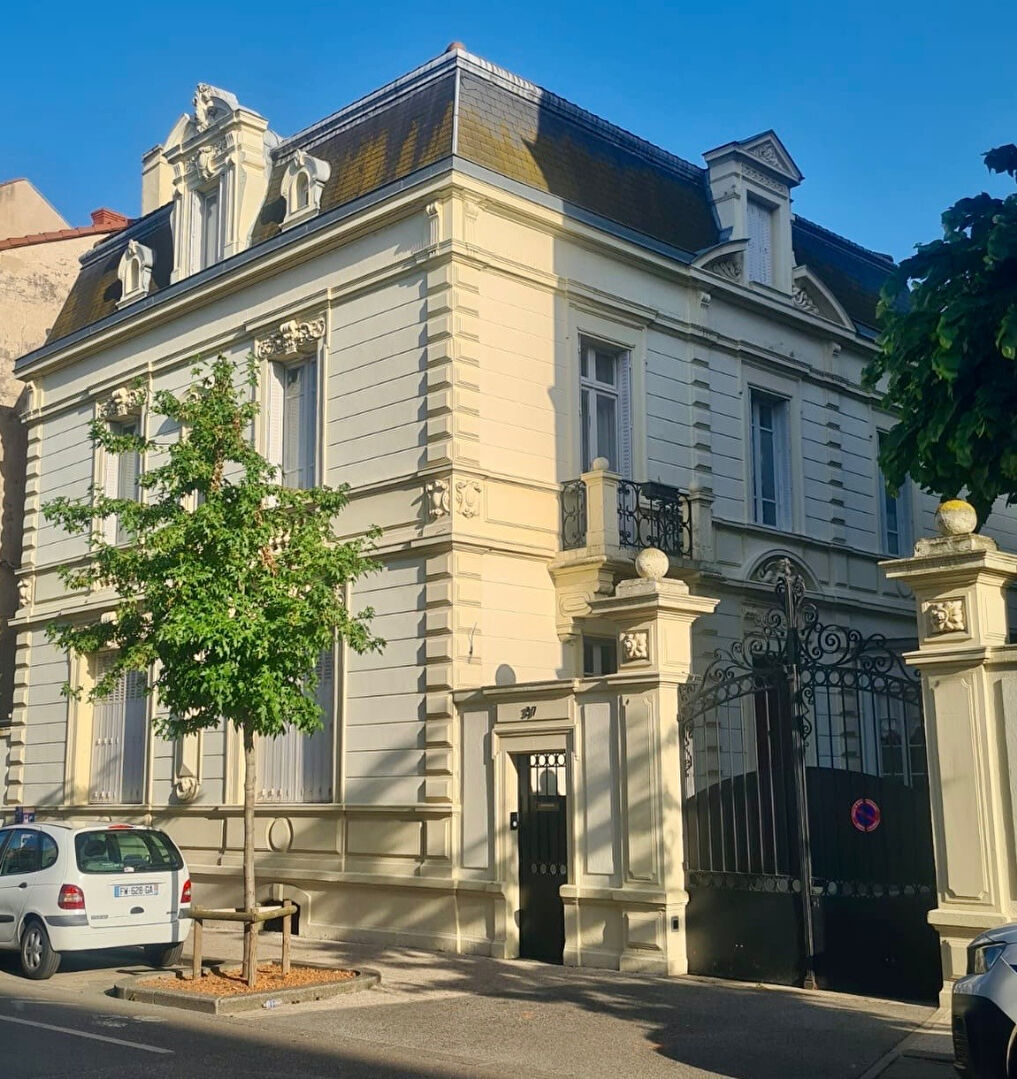 Maison 377 m2 Roanne Centre Ville