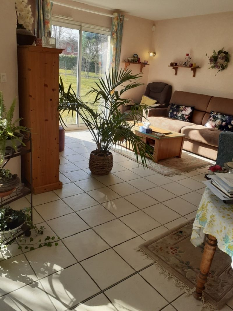 Photo Maison familiale de plain-pied - Mizérieux (42110) image 5/6