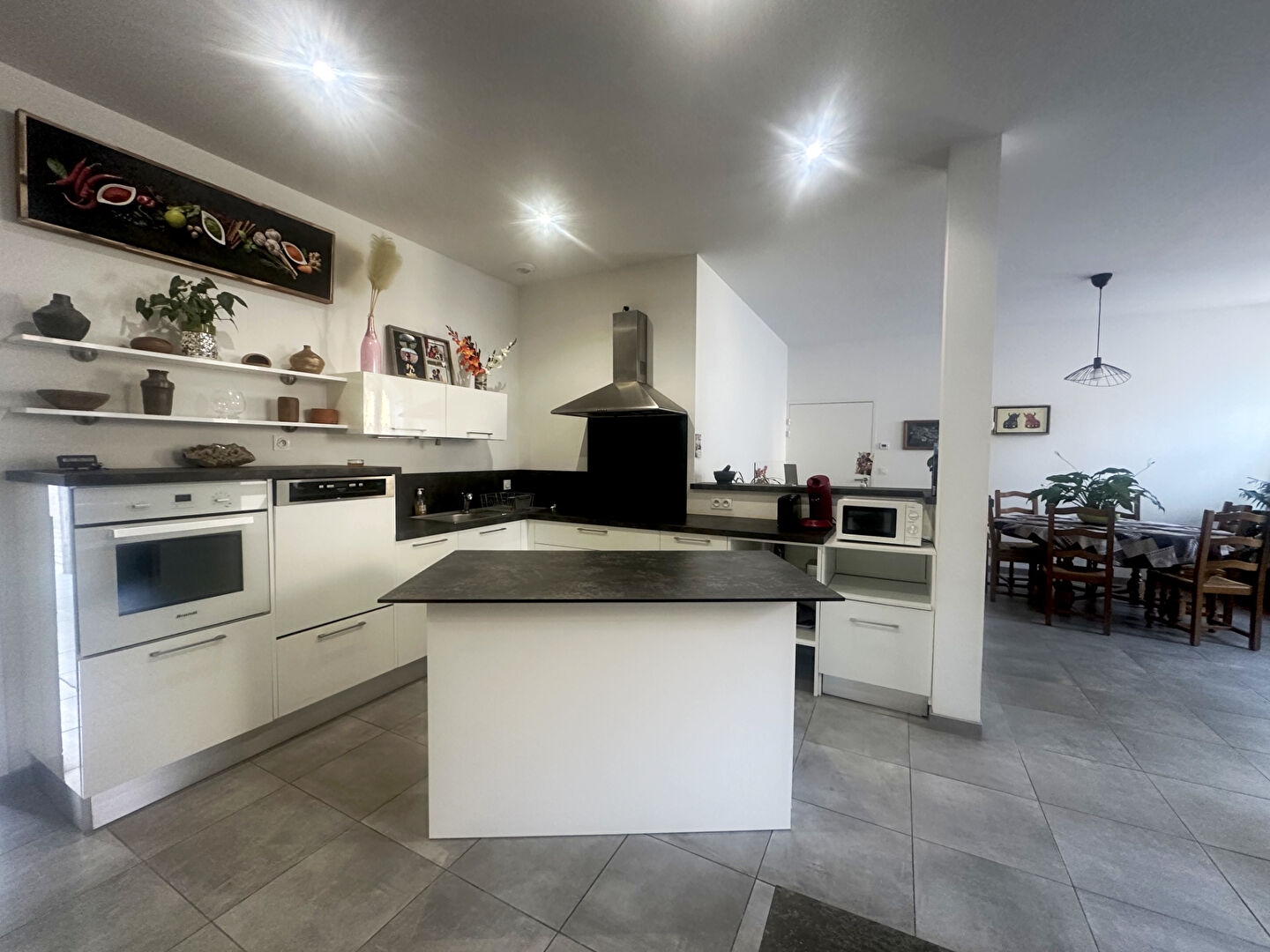 Photo À vendre Maison/Appartement T5 entièrement rénové proche gare avec terrasse image 2/6