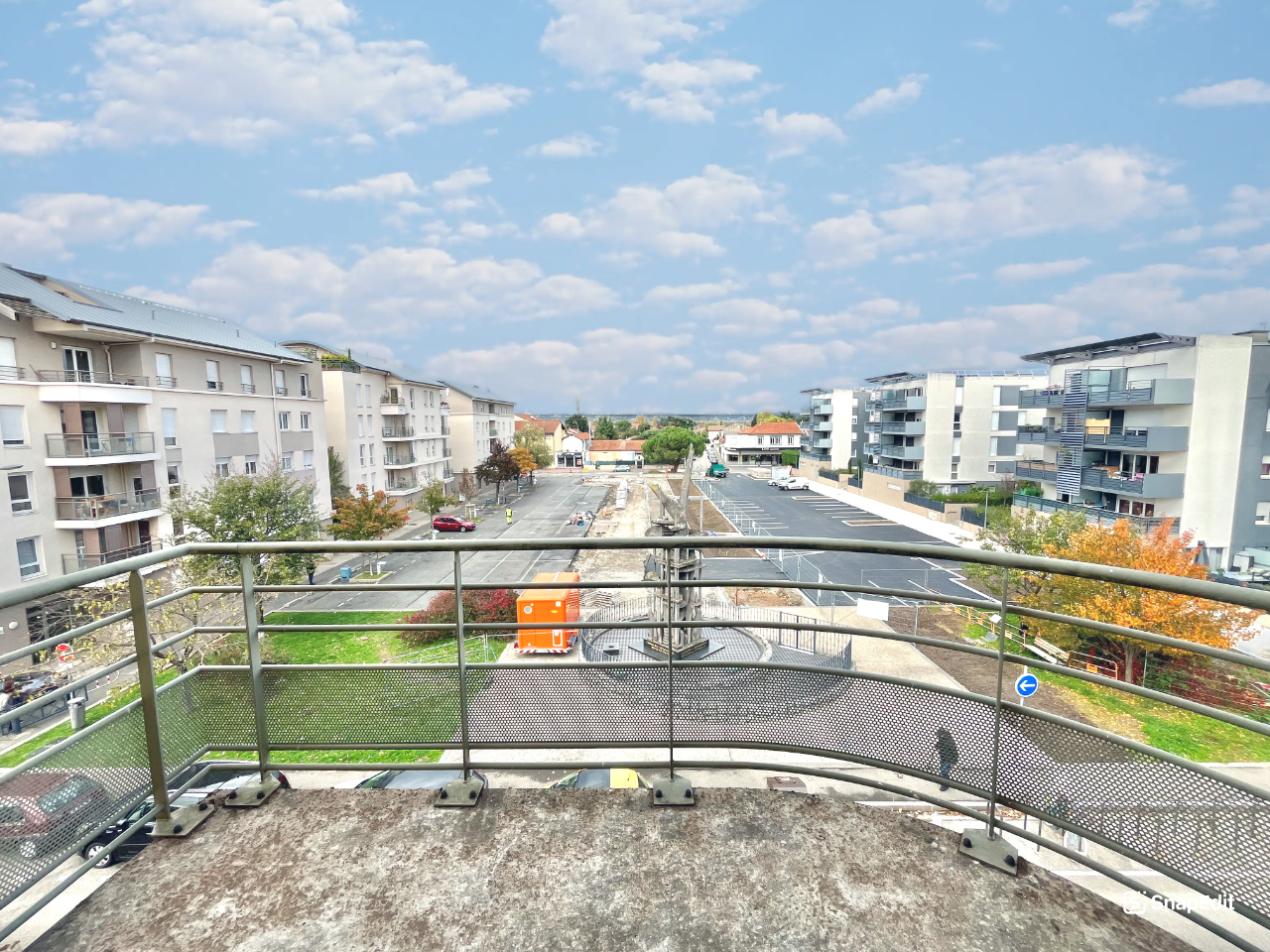 Découvrez ce joli T2 de 46,6 m² à Décines-Charpieu, Place de la Libération