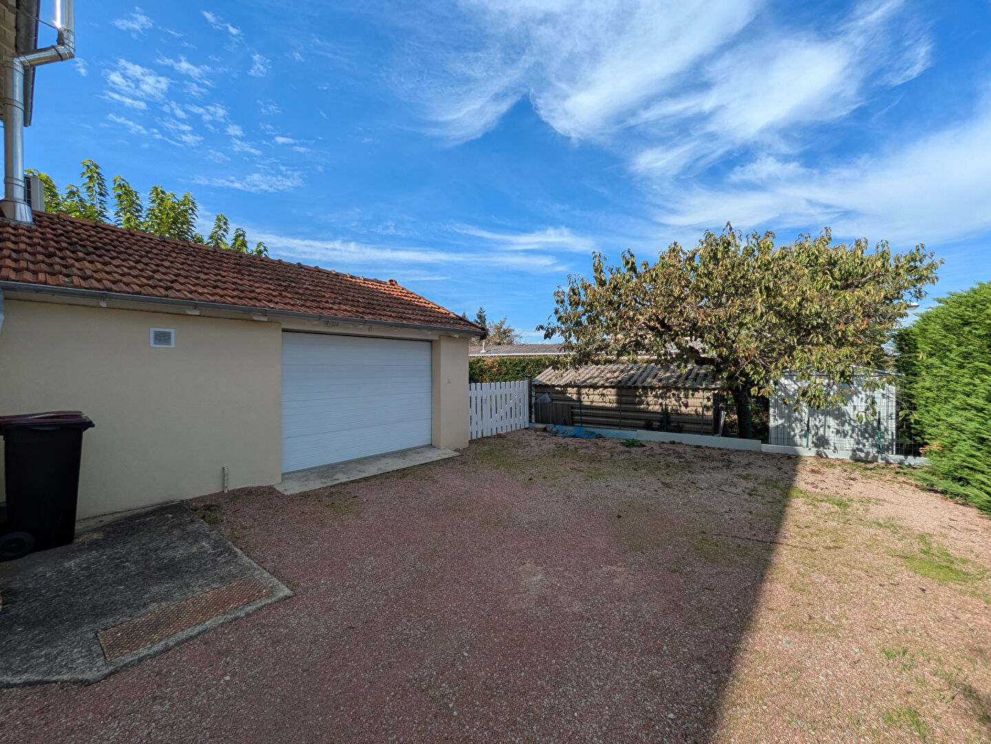 Photo Maison Lentigny 6 pièce(s) 87.59 m2 image 2/6