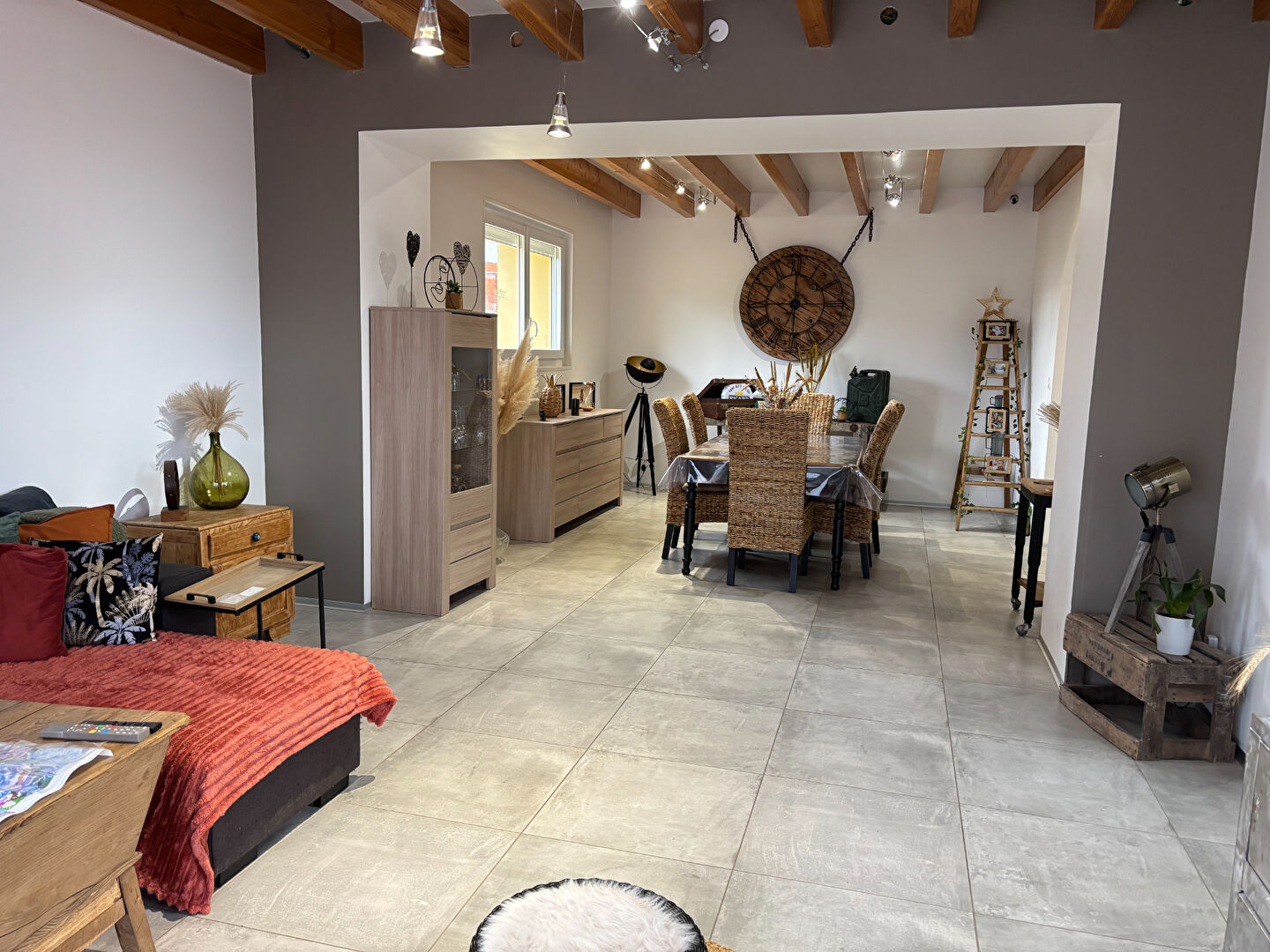 Photo Maison 6 pièces d'environ 160m² image 1/6