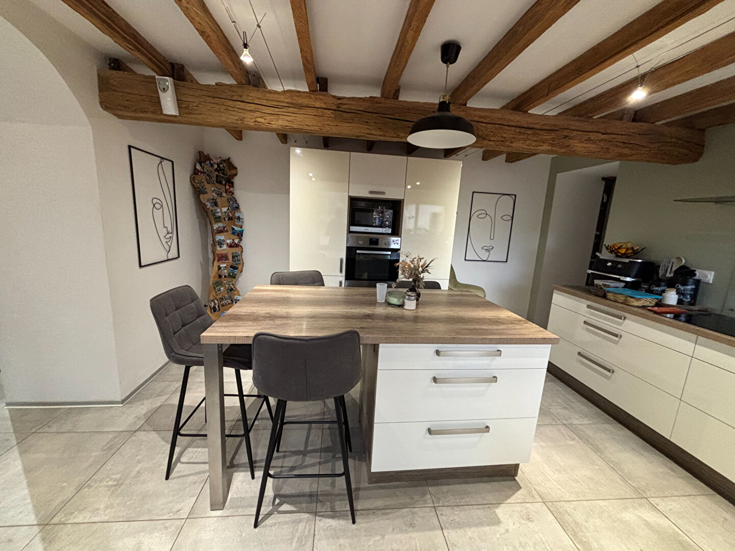 Photo Maison 6 pièces d'environ 160m² image 2/6