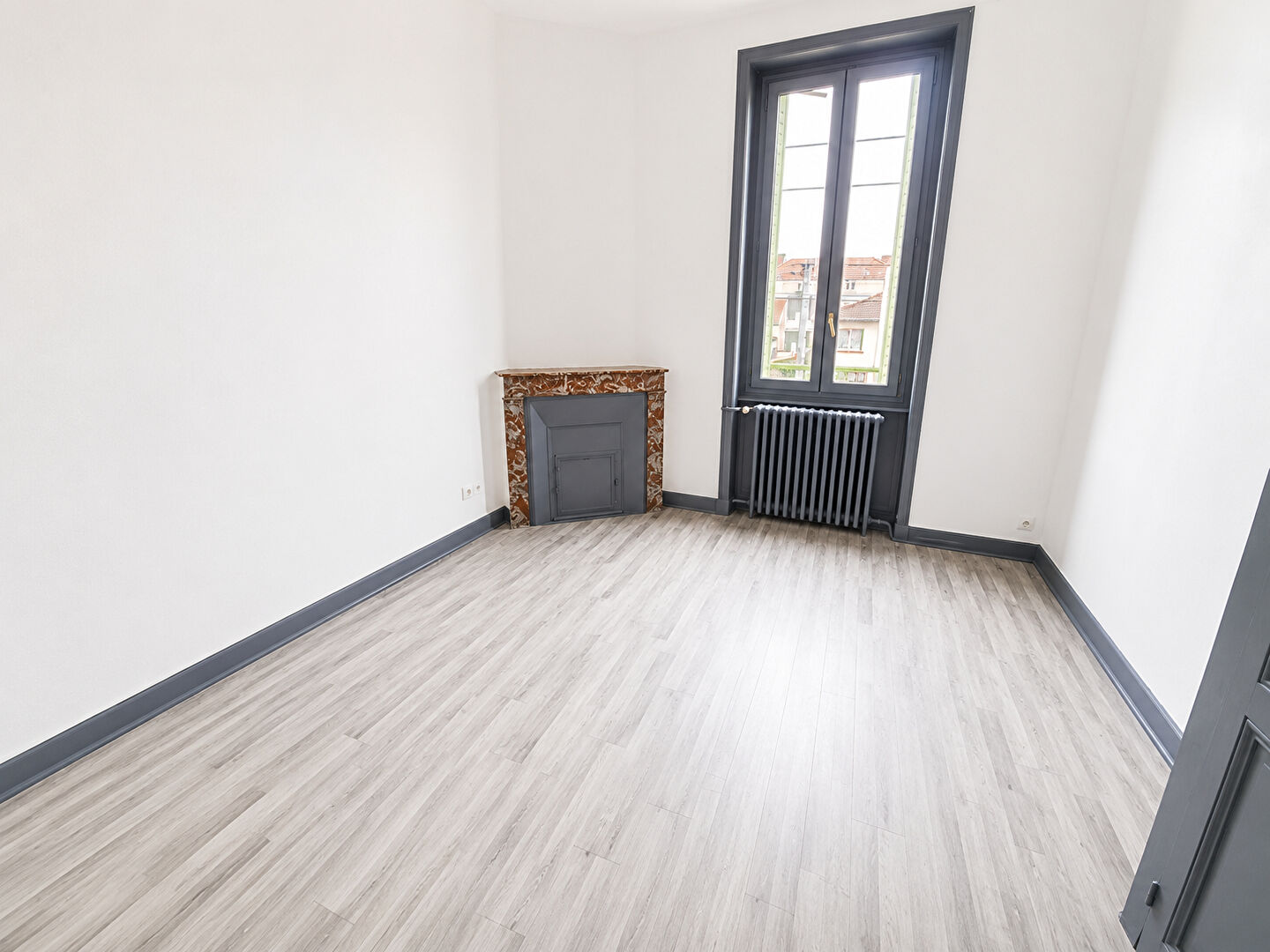 Immeuble de rapport - 4 appartements - Bon état général - Proche centre-ville et gare
