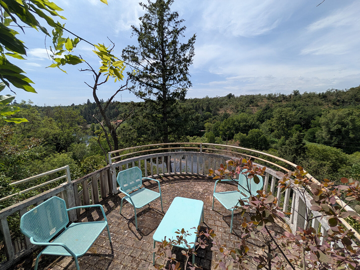 Maison Commelle Vernay 6 pièce(s) 150 m2