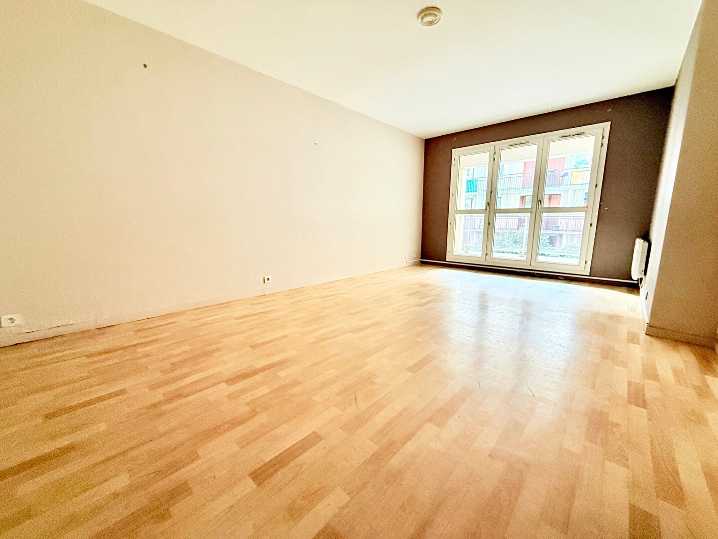 Photo Appartement 3 pièces avec grand balcon à quelques pas de la Place Jean Zay. image 2/6