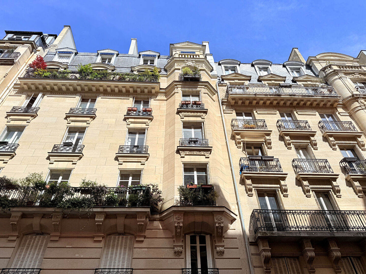 Agence immobilière de GLT IMMOBILIER Levallois-Perret